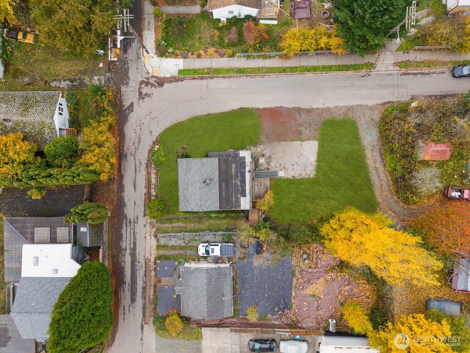 9020 7th Avenue South Seattle, WA 98108 - Photo 3 of 10 an aerial view of a houses with yard