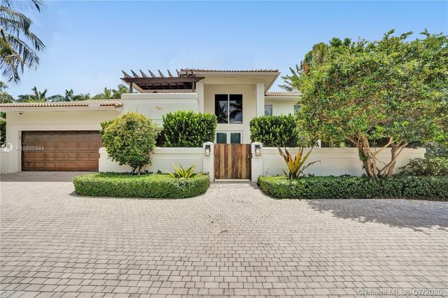 $2,450,000 | 437 Golden Beach Drive, Golden Beach, FL 33160