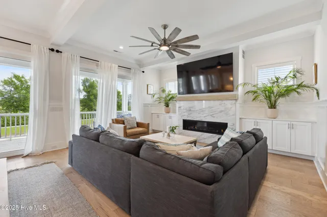 $1,350,000 | 729 Waterstone Drive, Wilmington, NC 28411