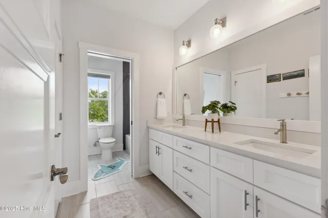 $1,350,000 | 729 Waterstone Drive, Wilmington, NC 28411