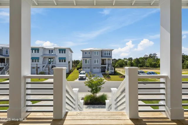 $1,350,000 | 729 Waterstone Drive, Wilmington, NC 28411