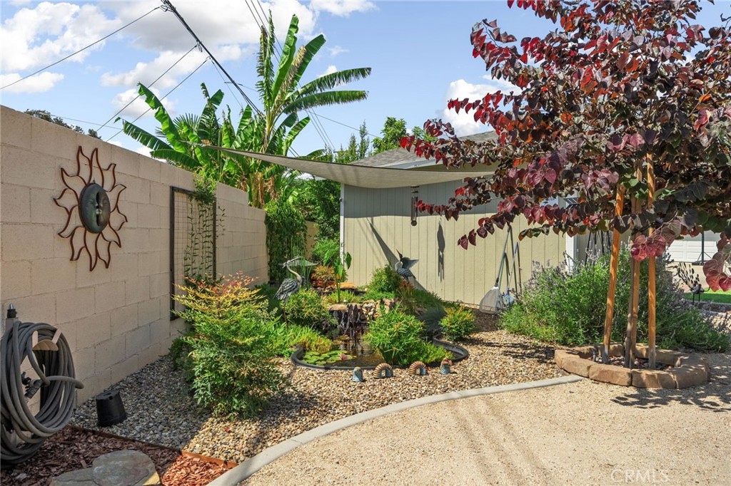 609 Cardinal Lane Redlands, CA 92374 - Photo 34 of 41 Koi Pond