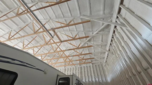 a view of entryway with livingroom