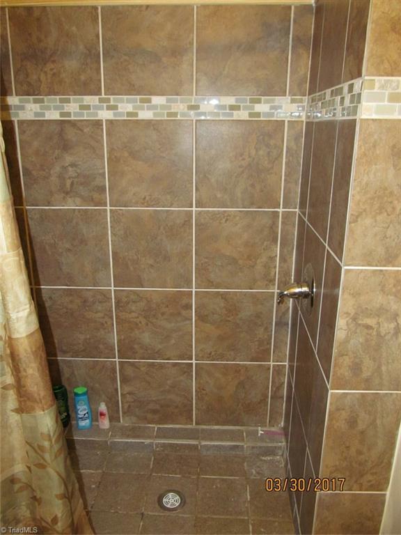 454 John Davis Road Dobson, NC 27017 - Photo 12 of 28 Gallery Image 12