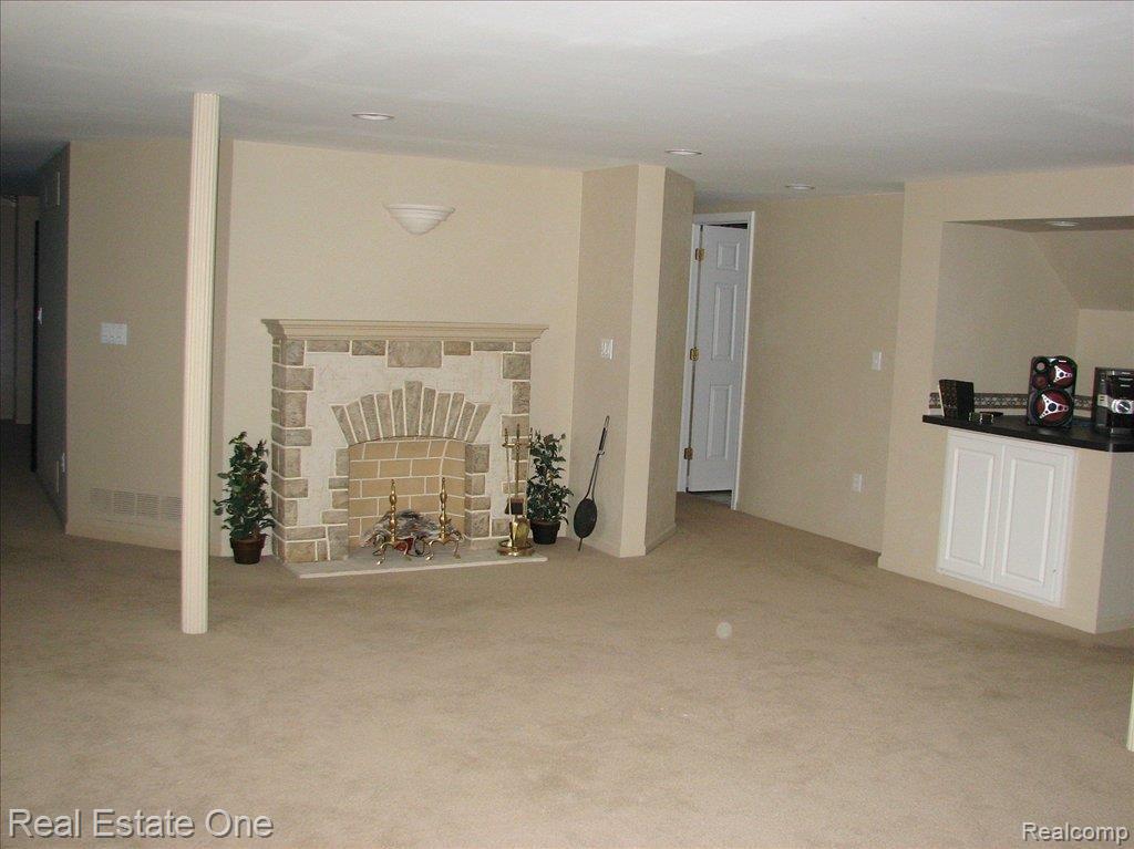 1718 Fox Run Rochester, MI 48306 - Photo 13 of 15 15 Finished Basement