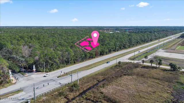 a view of a tennis court