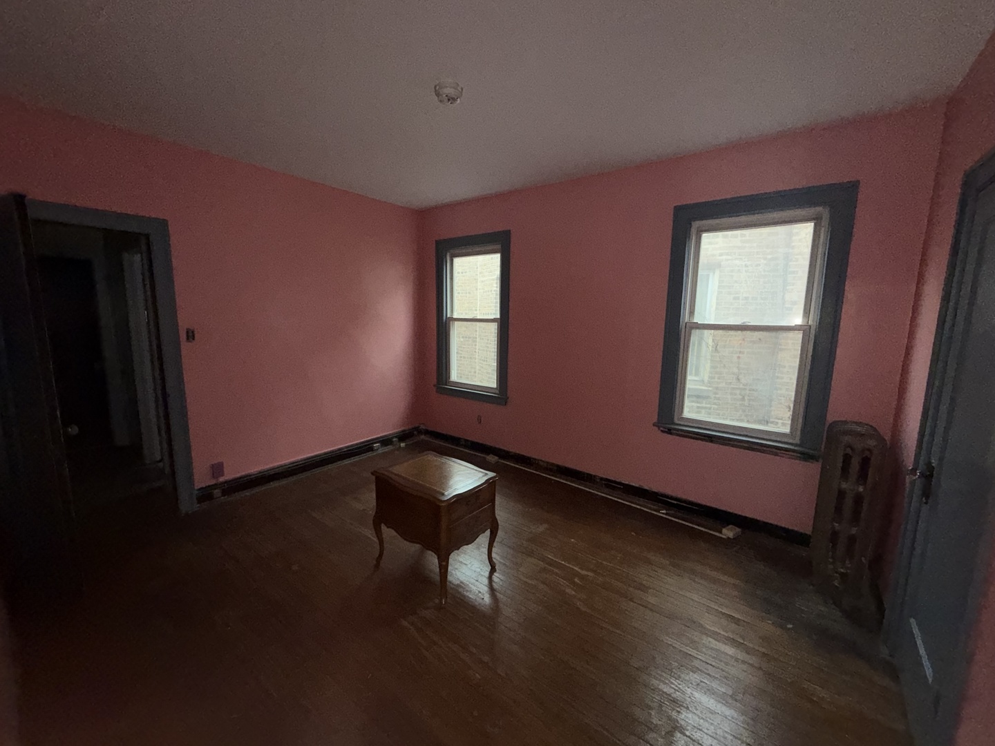 8236 South May Street Chicago, IL 60620 - Photo 4 of 8