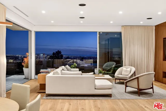 a view of outside space