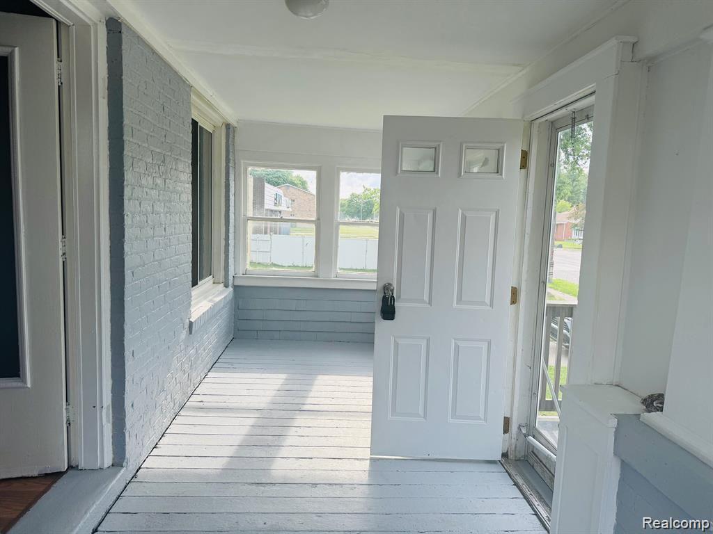 14644 Stephens Road Eastpointe, MI 48021 - Photo 5 of 26 Gallery Image 5