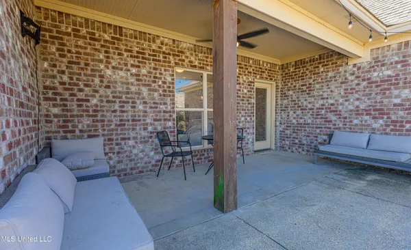 $305,000 | 214 Buttonwood Lane, Canton, MS 39046