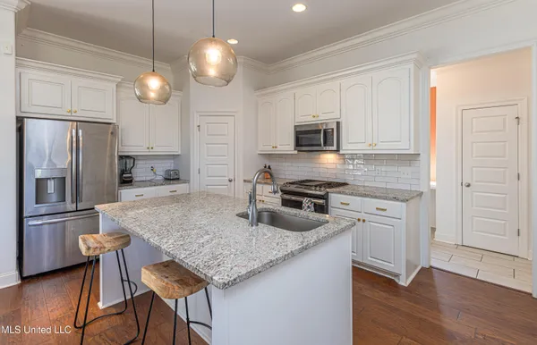 $305,000 | 214 Buttonwood Lane, Canton, MS 39046