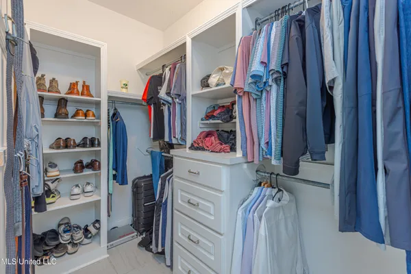 $305,000 | 214 Buttonwood Lane, Canton, MS 39046