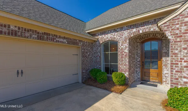 $305,000 | 214 Buttonwood Lane, Canton, MS 39046
