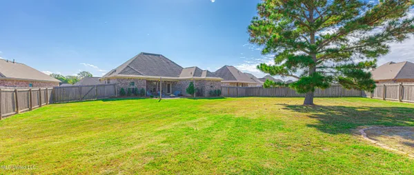 $305,000 | 214 Buttonwood Lane, Canton, MS 39046