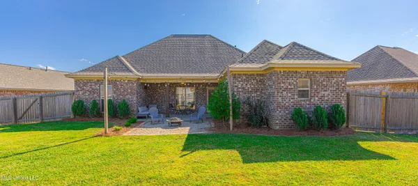 $305,000 | 214 Buttonwood Lane, Canton, MS 39046