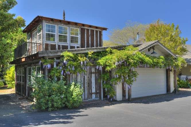 12455 Watsonville Road Gilroy, CA 95020 - Photo 12 of 49 a front view of a house with plants