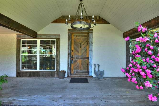 12455 Watsonville Road Gilroy, CA 95020 - Photo 47 of 49 a front view of a house
