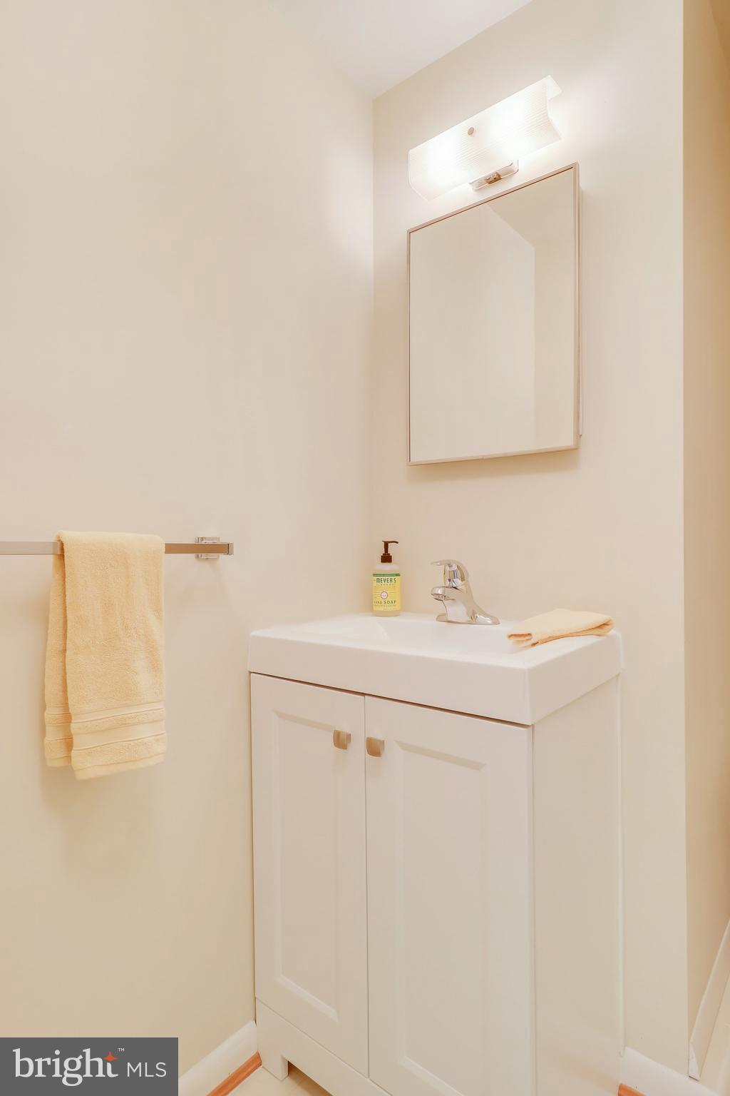 5644 Ravenel Lane Springfield, VA 22151 - Photo 42 of 60 New vanity in half bath