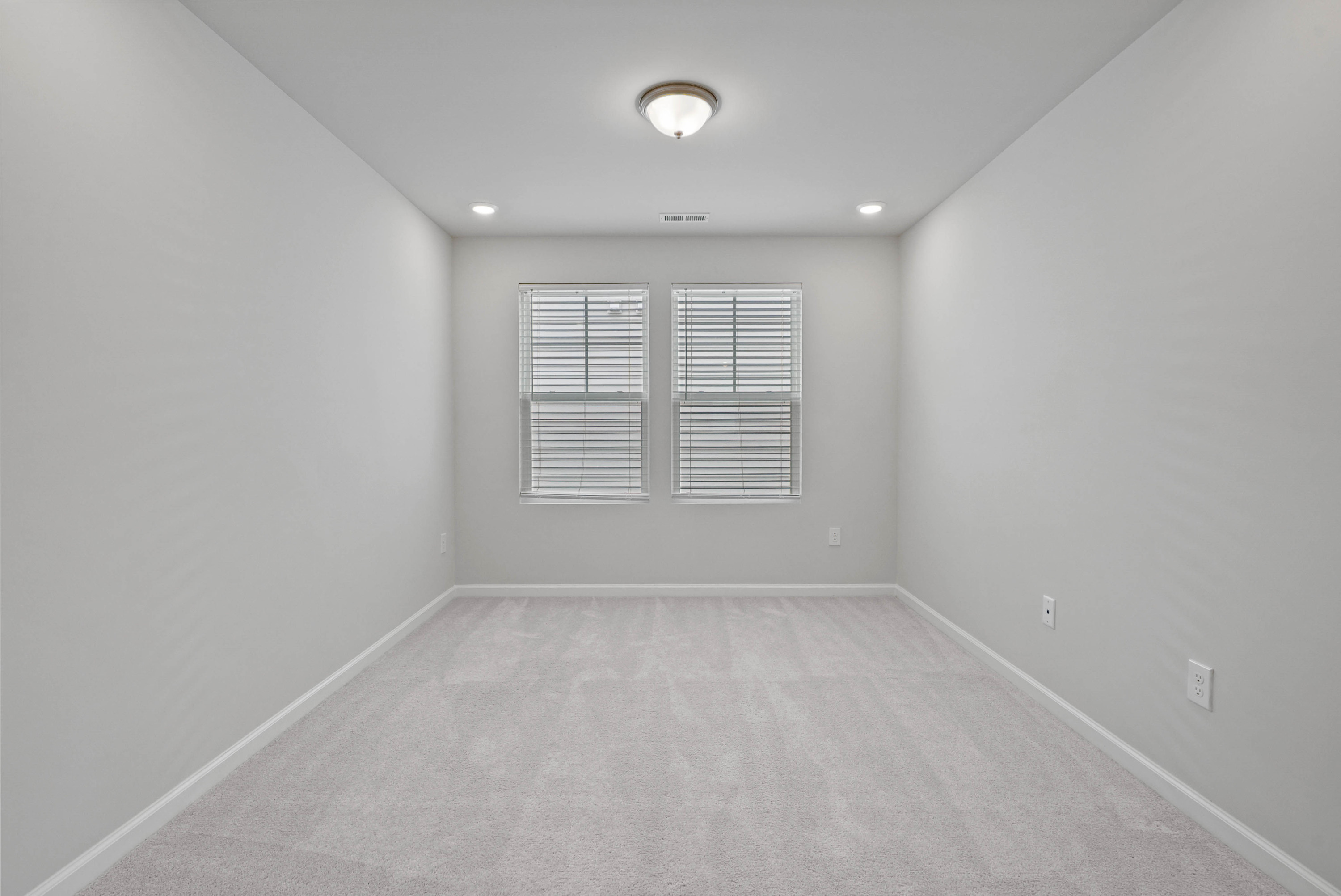 261 Eden View Bend Raleigh, NC 27610 - Photo 22 of 44 done261edenview-25.jpg