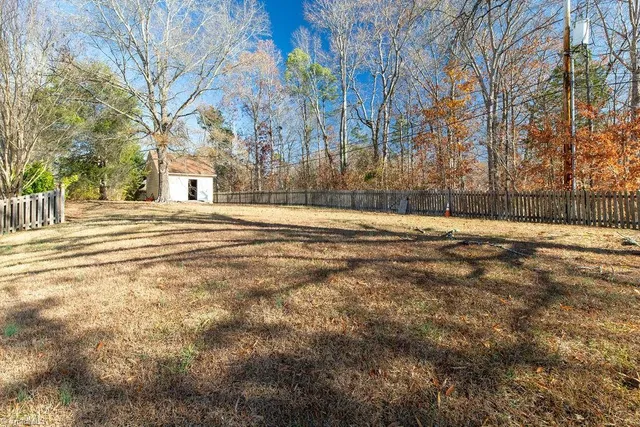 $399,000 | 1108 Gatehouse Road, High Point, NC 27262