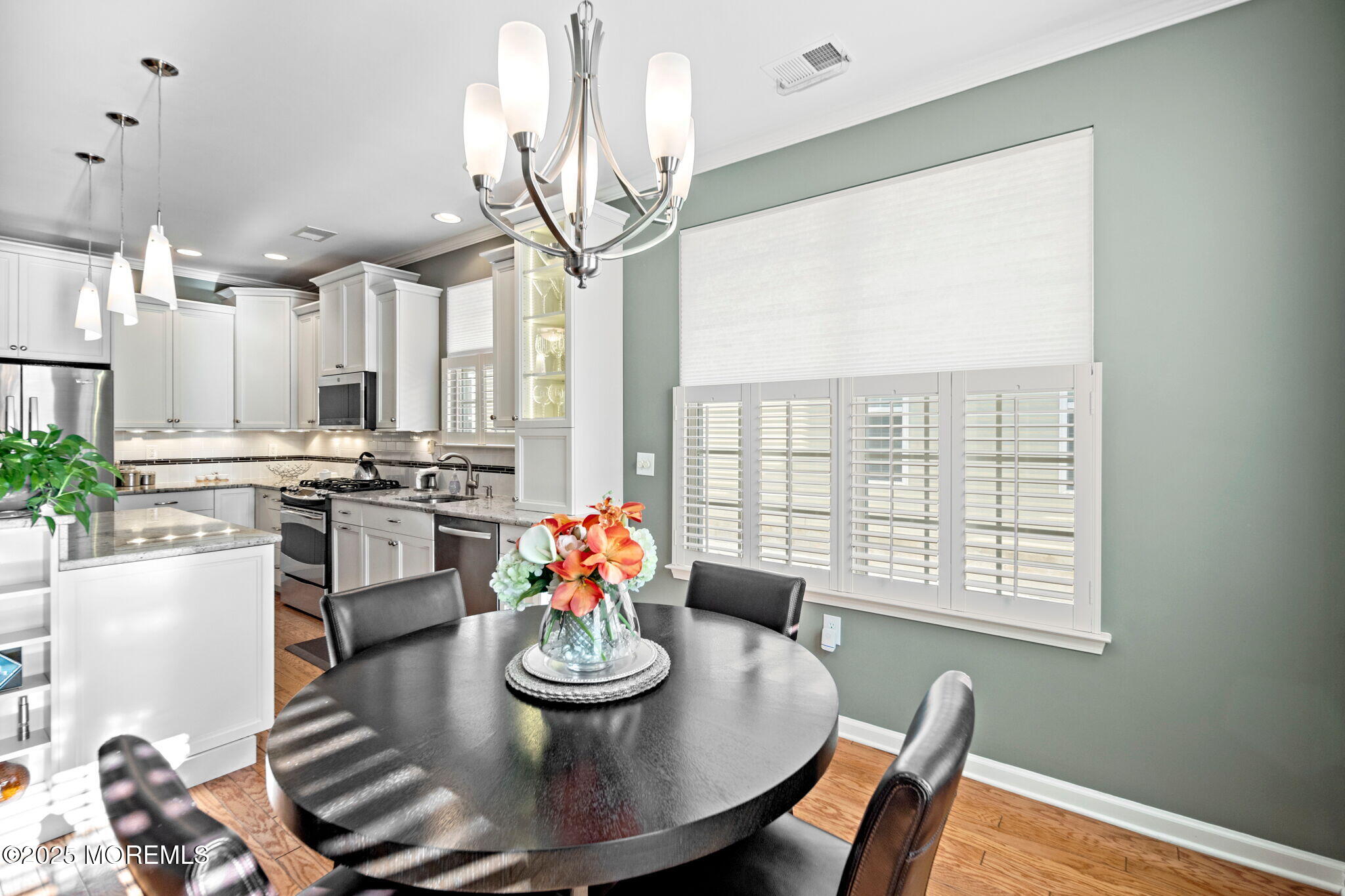 87 Pond View Circle Barnegat, NJ 08005 - Photo 24 of 66 a dining room with furniture and window