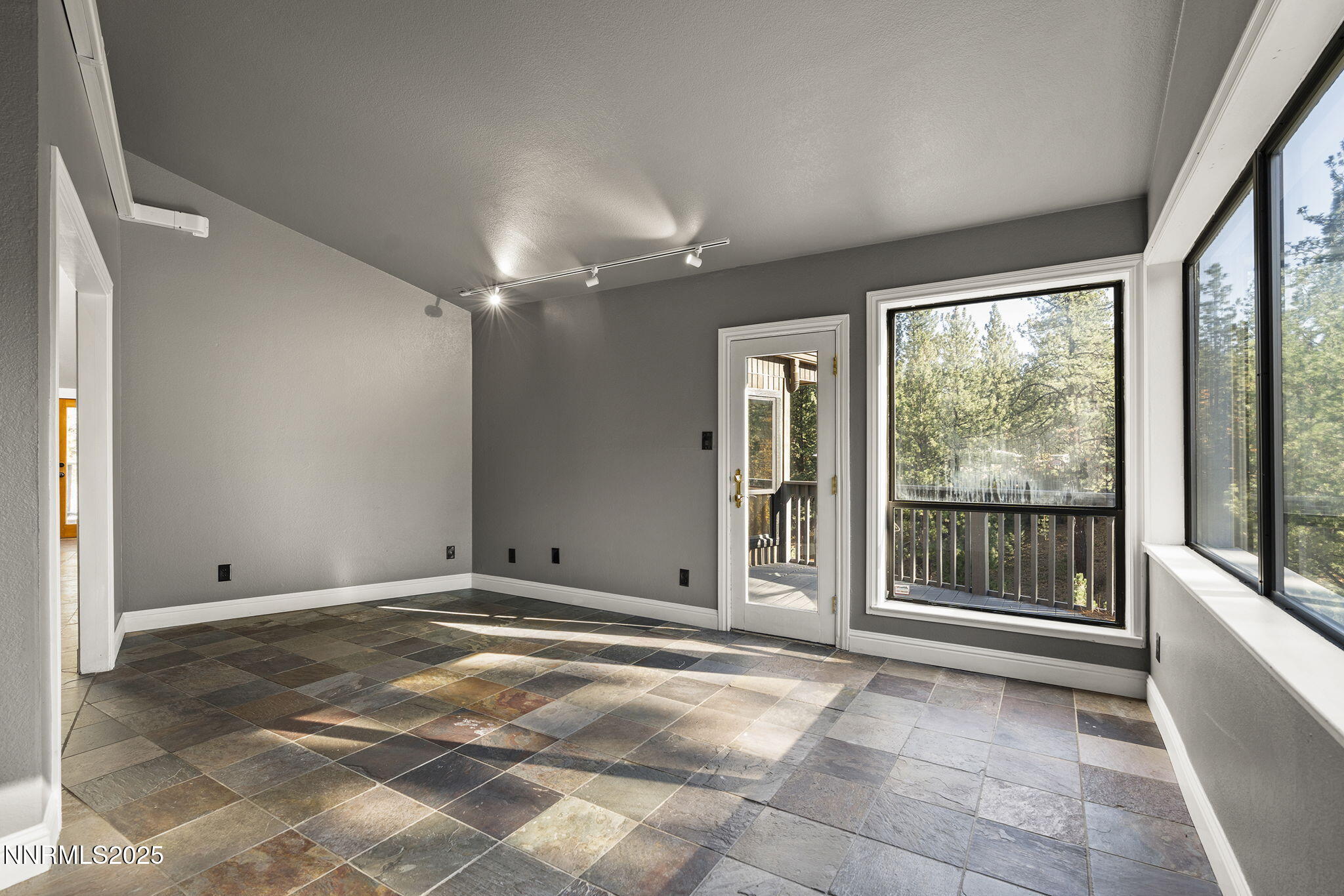 660 Dog Valley Road Verdi, NV 89439 - Photo 26 of 54 37-web-or-mls-_DSC2962