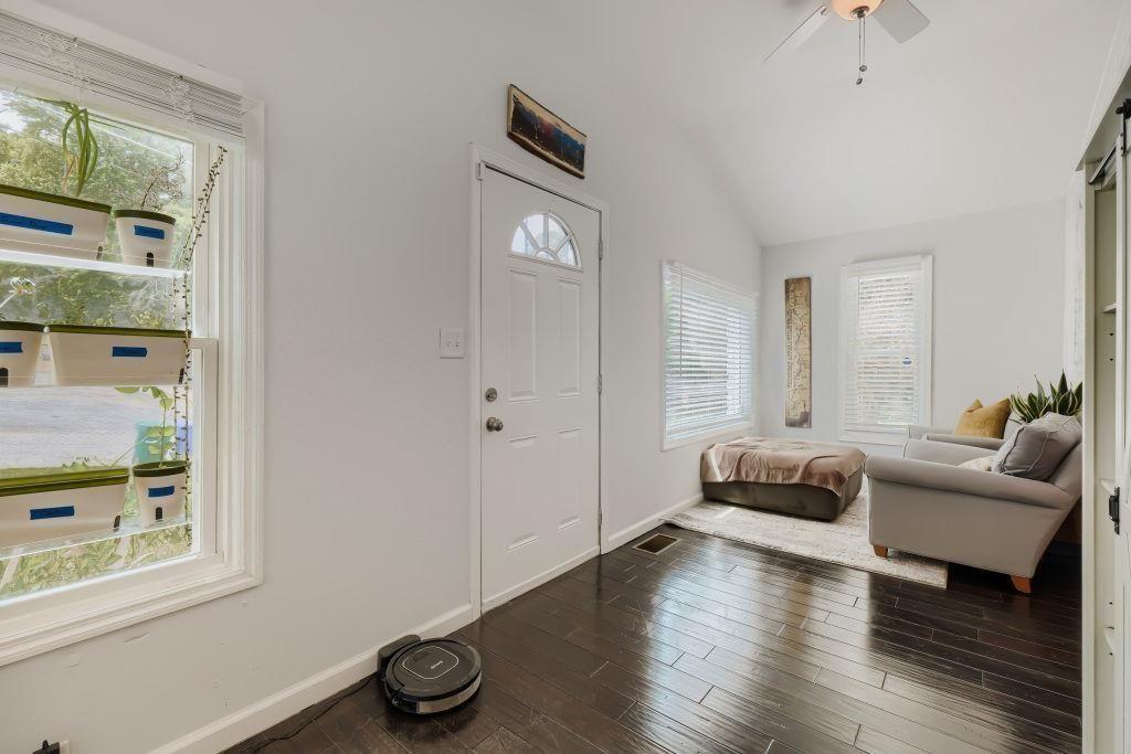 2702 White Oak Drive Decatur, GA 30032 - Photo 4 of 26