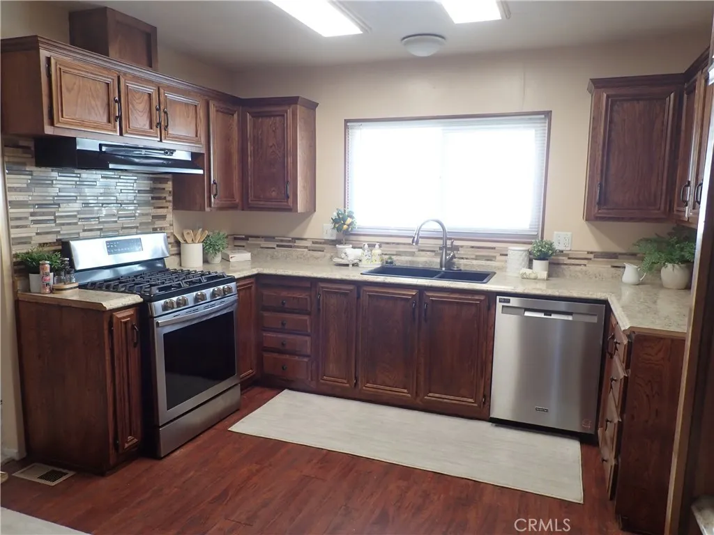 27250 Murrieta Road, Unit 75 Menifee, CA 92586 - Photo 7 of 29