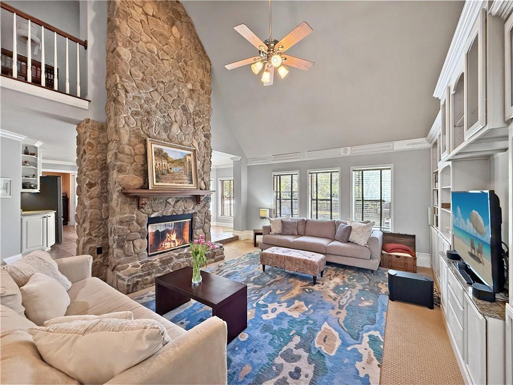 1143 Rue Bayonne Mandeville, LA 70471 - Photo 4 of 29 Gallery Image 4