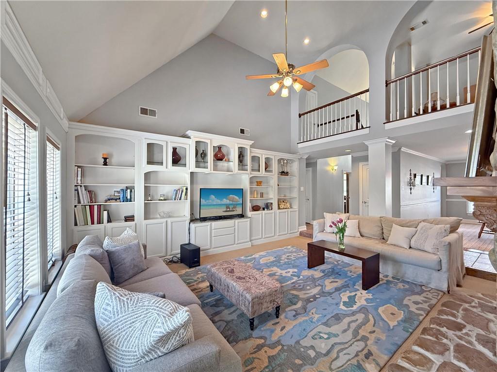 1143 Rue Bayonne Mandeville, LA 70471 - Photo 5 of 29 Gallery Image 5