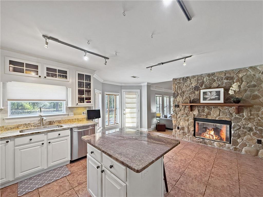 1143 Rue Bayonne Mandeville, LA 70471 - Photo 8 of 29 Gallery Image 8