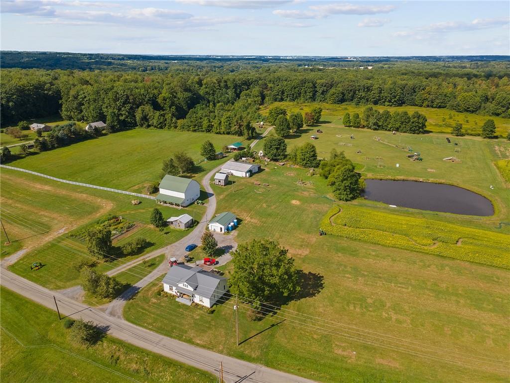 206 Lee Road Grove City, PA 16127 - Photo 36 of 45 a view of a city