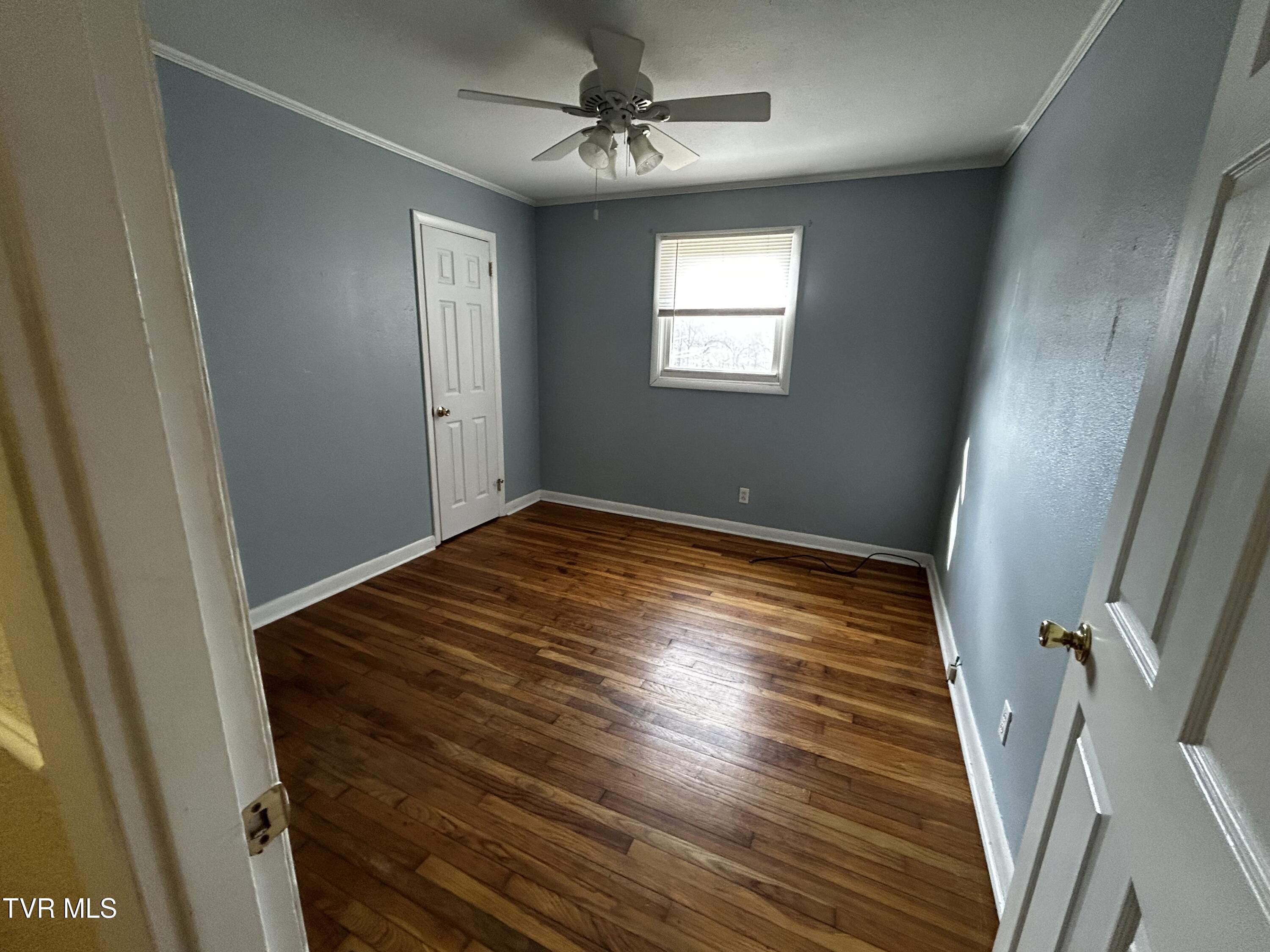 121 Garrison Hollow Road Elizabethton, TN 37643 - Photo 20 of 22 IMG_6307