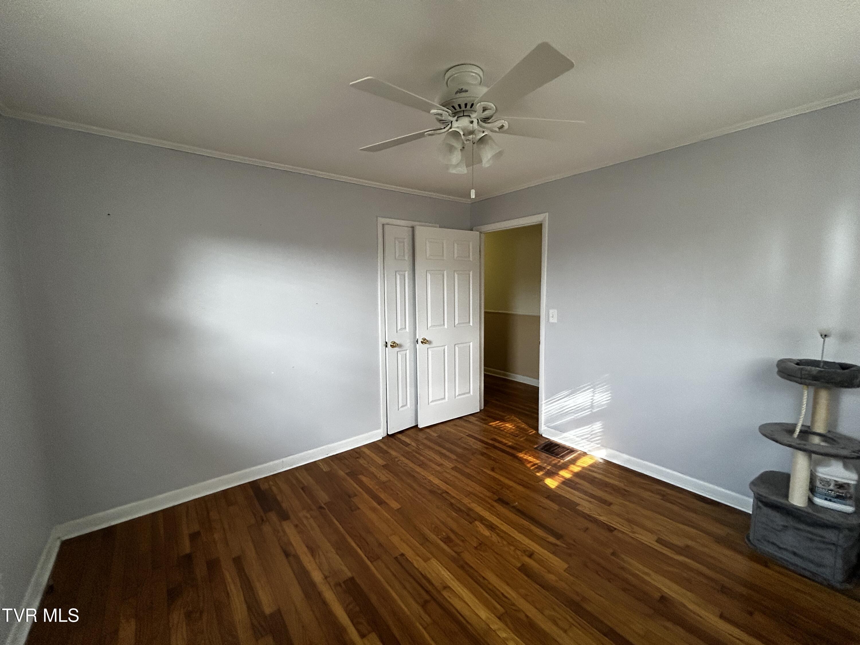 121 Garrison Hollow Road Elizabethton, TN 37643 - Photo 22 of 22 IMG_6309