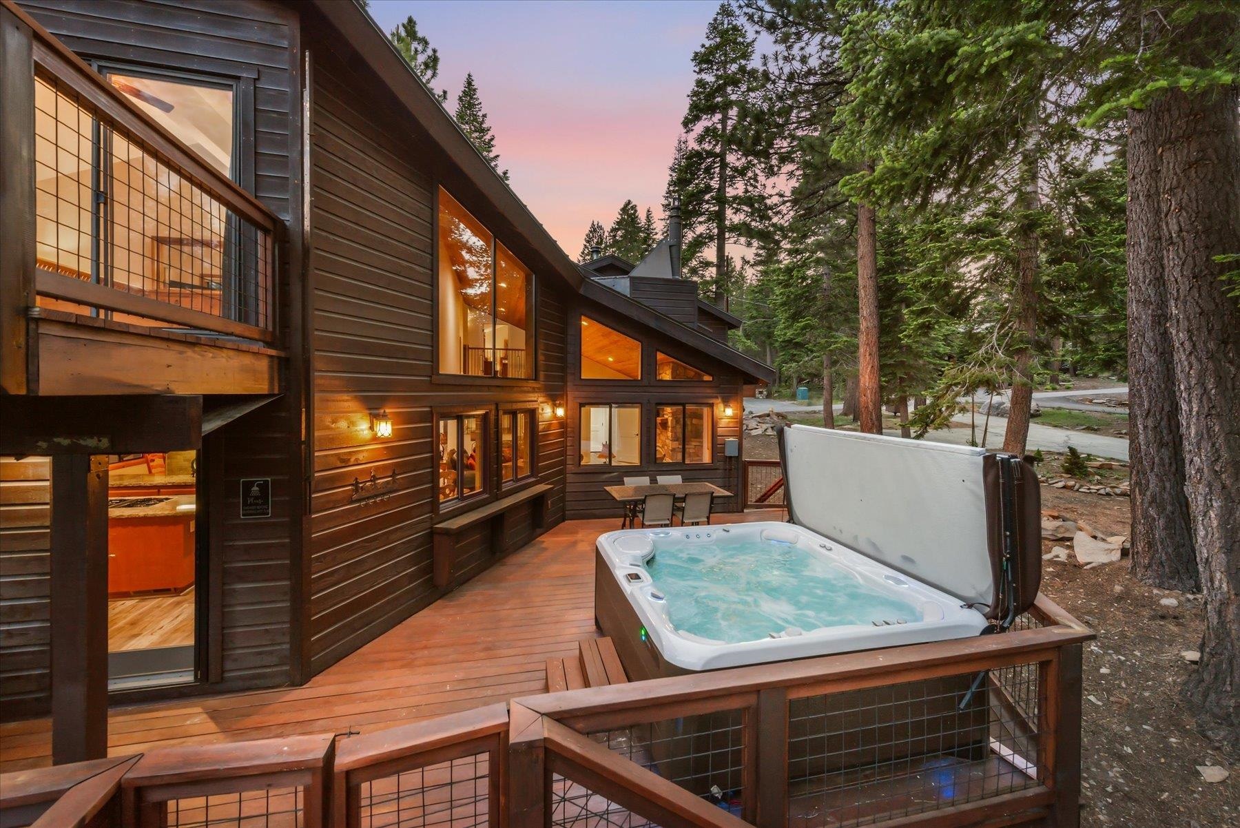 11442 Chalet Road Truckee, CA 96161 - Photo 2 of 28