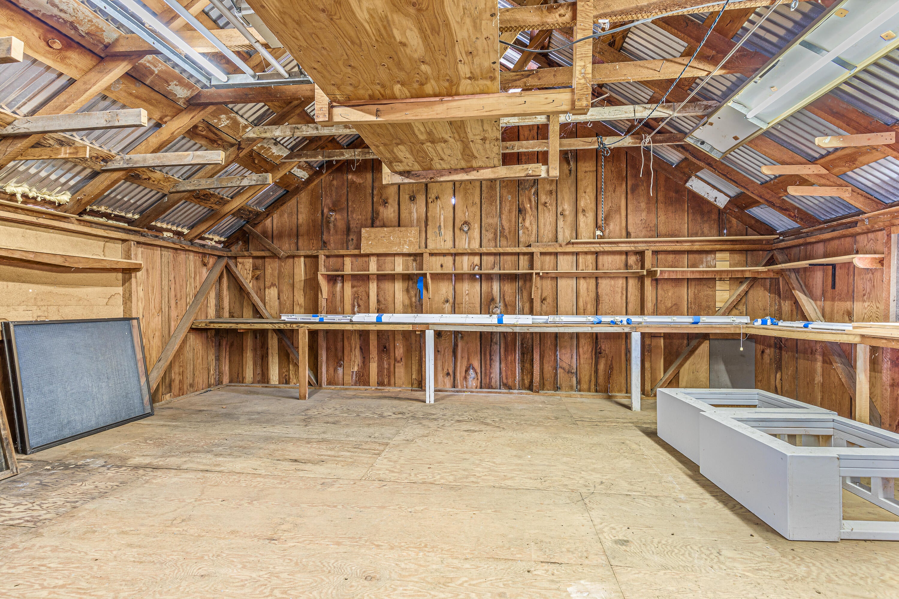 1865 Old Military Road Central Point, OR 97502 - Photo 55 of 77 Loft