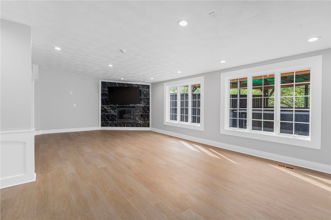 1152 Main Street Coventry, RI 02816 - Photo 20 of 42