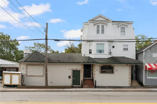 $650,000 | 1152 Main Street, Coventry, RI 02816