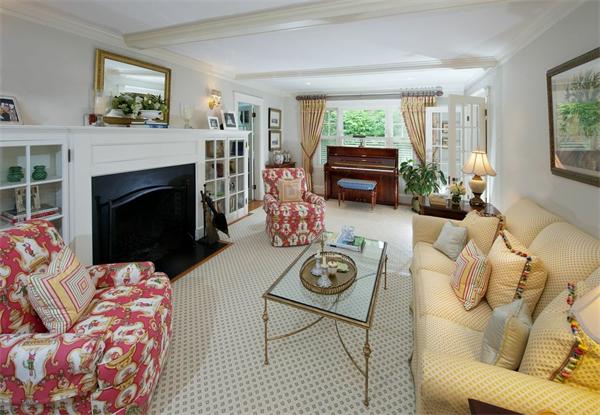 29 Boulder Road Wellesley, MA 02481 - Photo 5 of 28 Gallery Image 5