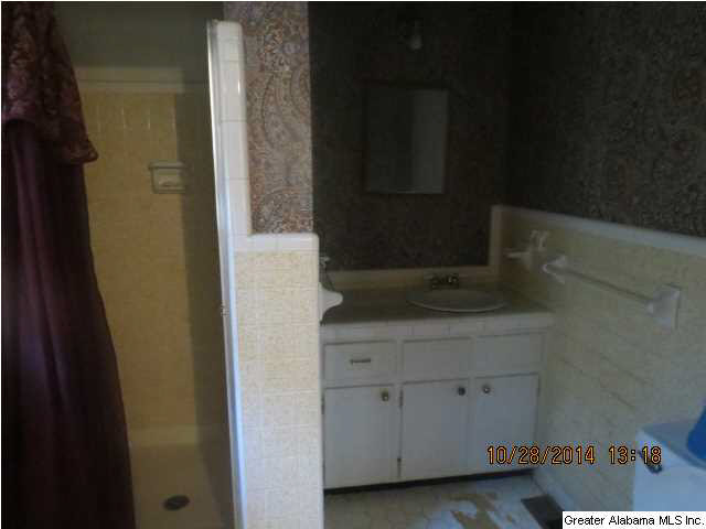 721 Martinwood Road Birmingham, AL 35235 - Photo 13 of 17