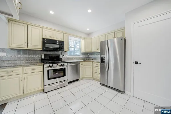 $4,200 | 111 Charles Street, Dumont, NJ 07628