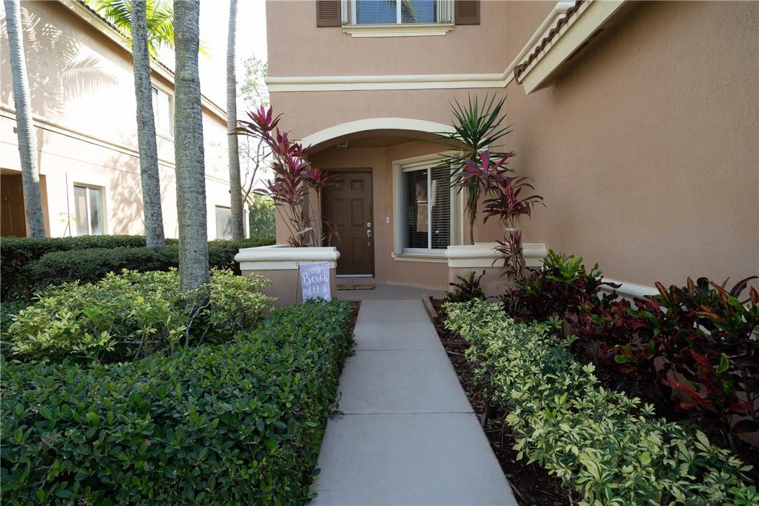 5412 Crossing Rocks Court Riviera Beach, FL 33407 - Photo 2 of 31 Photo 2