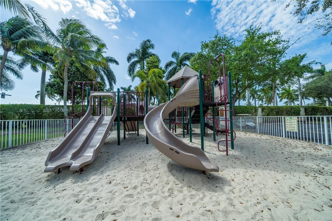 5412 Crossing Rocks Court Riviera Beach, FL 33407 - Photo 30 of 31 Photo 30