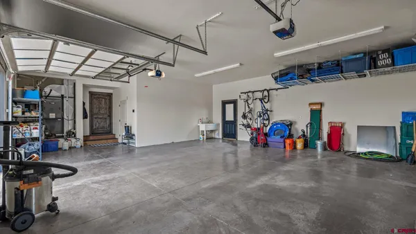 a view of a garage