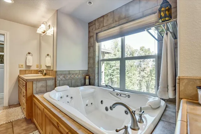 $598,999 | 3320 Chipmunk Trail, Georgetown, CA 95634