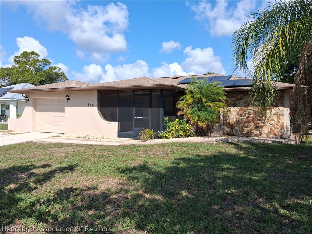116 Friendly Circle Sebring, FL 33876 - Photo 2 of 32