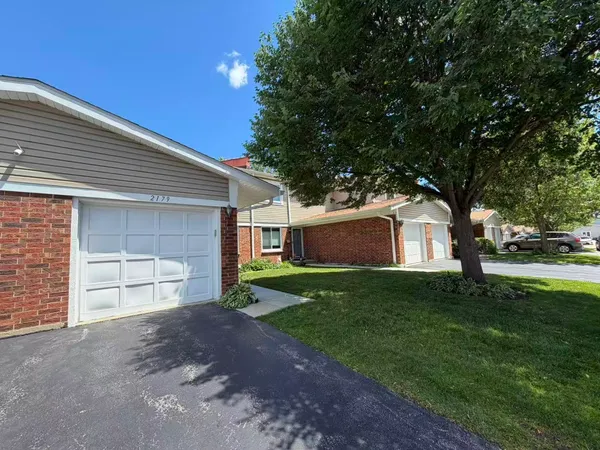 $2,500 | 2179 Queensburg Lane, Palatine, IL 60074