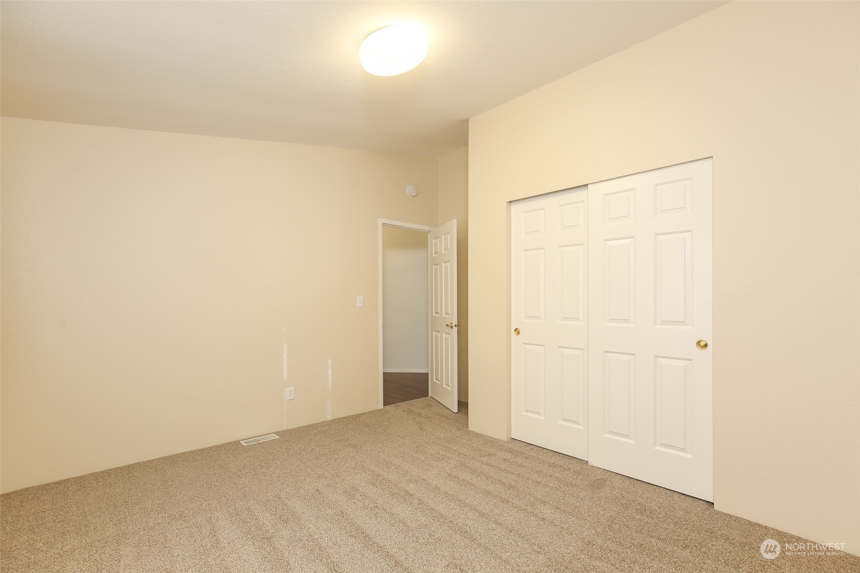 27961 State Rte 20 Oak Harbor, WA 98277 - Photo 13 of 20 Gallery Image 13