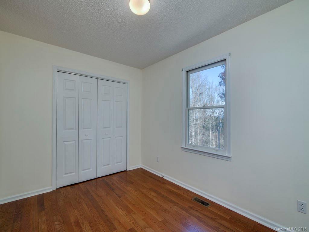 1219 Alexander Road Leicester, NC 28748 - Photo 10 of 24 Gallery Image 10