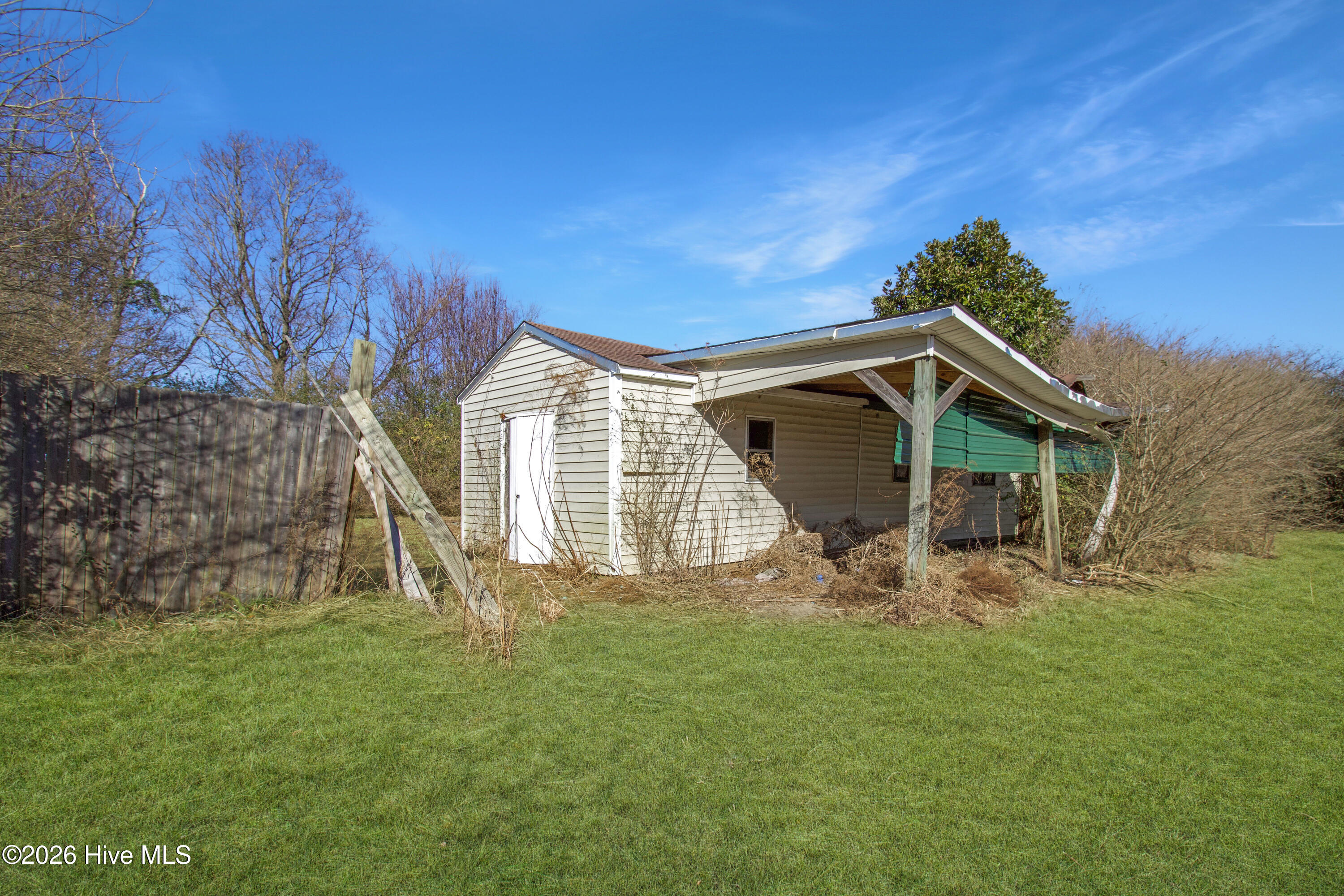 538 Waters Road Jacksonville, NC 28546 - Photo 26 of 28 img_7322-img_7324